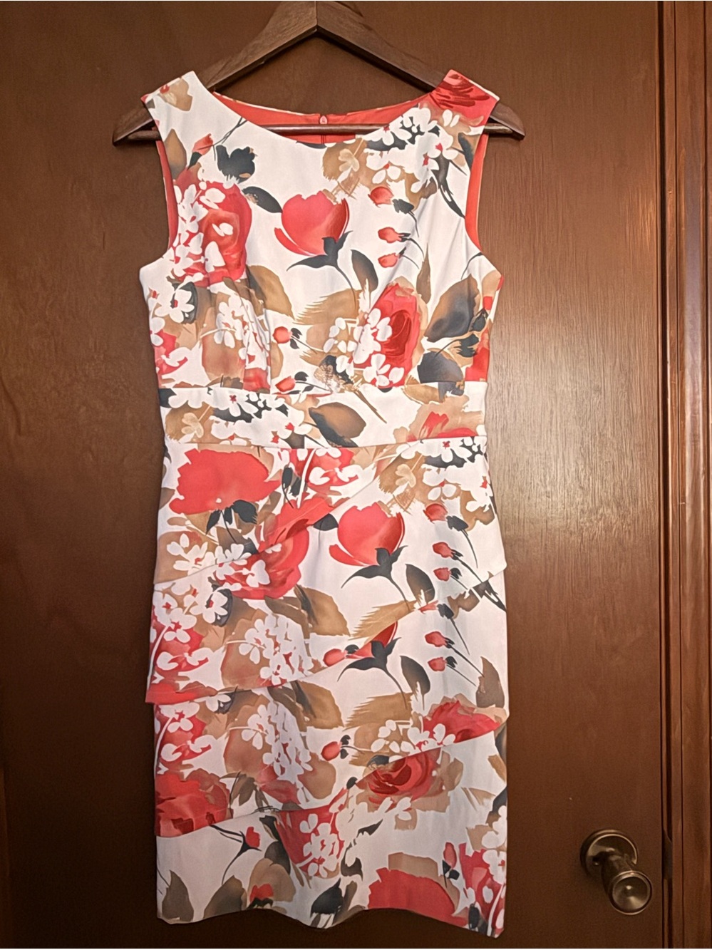 The Dress Barn Sleeveless Floral Sheath Dress, Size 6